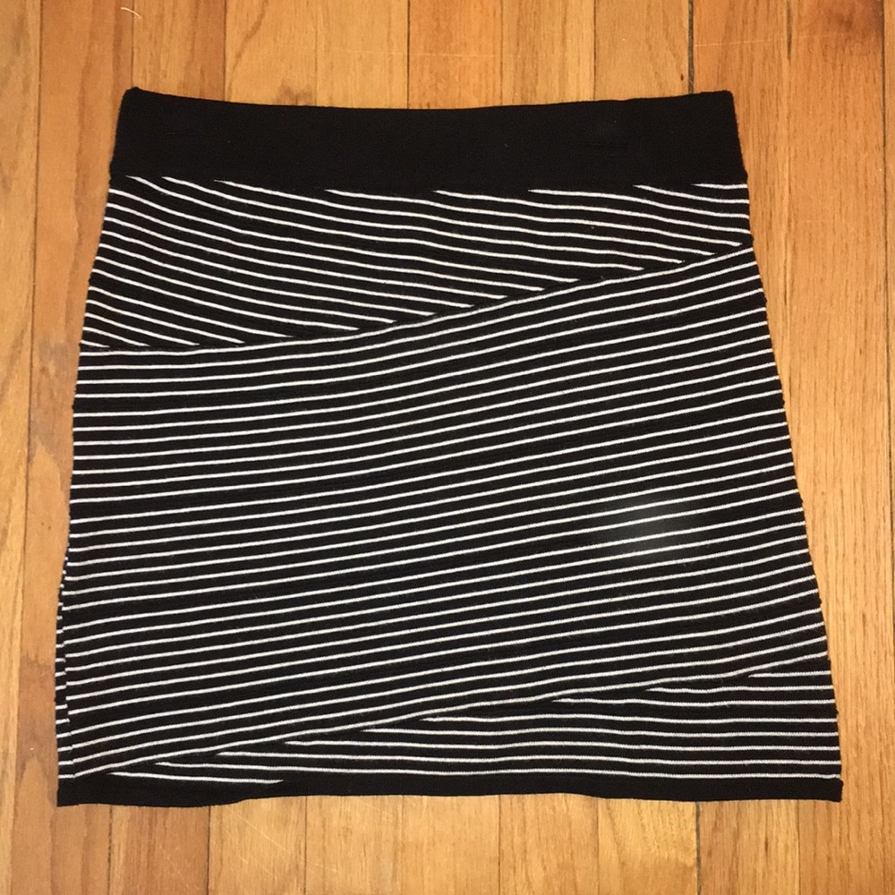 Black & white striped mini skirt